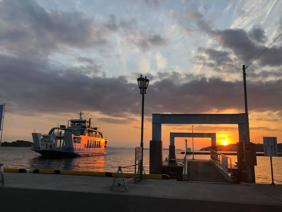 牛窓フェリー乗り場の夕景