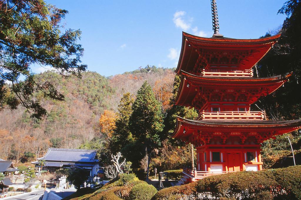 三重塔