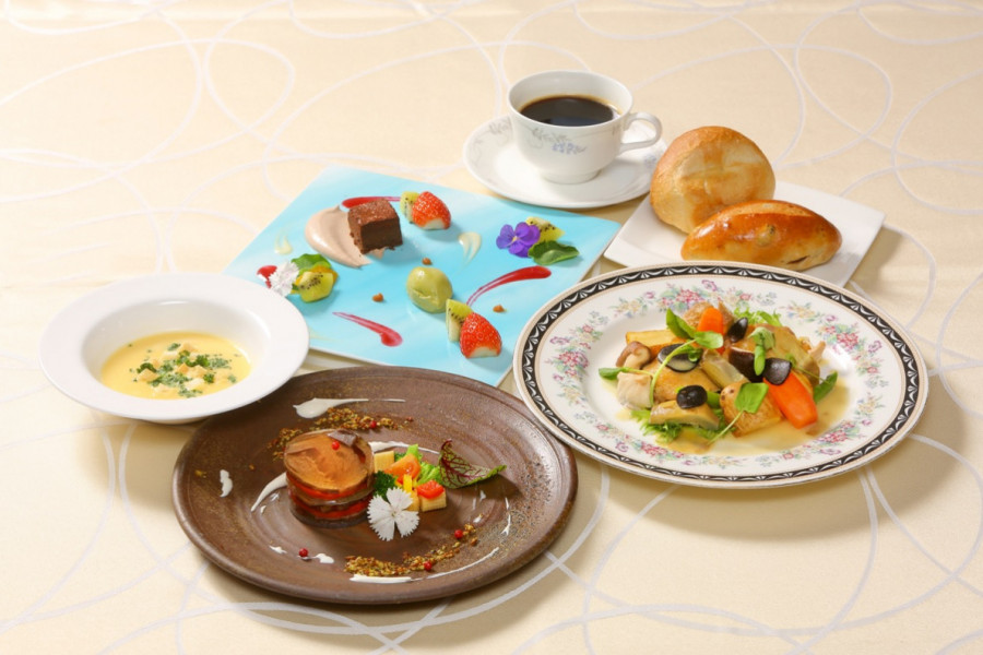 【要予約】大原美術館　プレミアムモーニングツアー～モネの昼食～