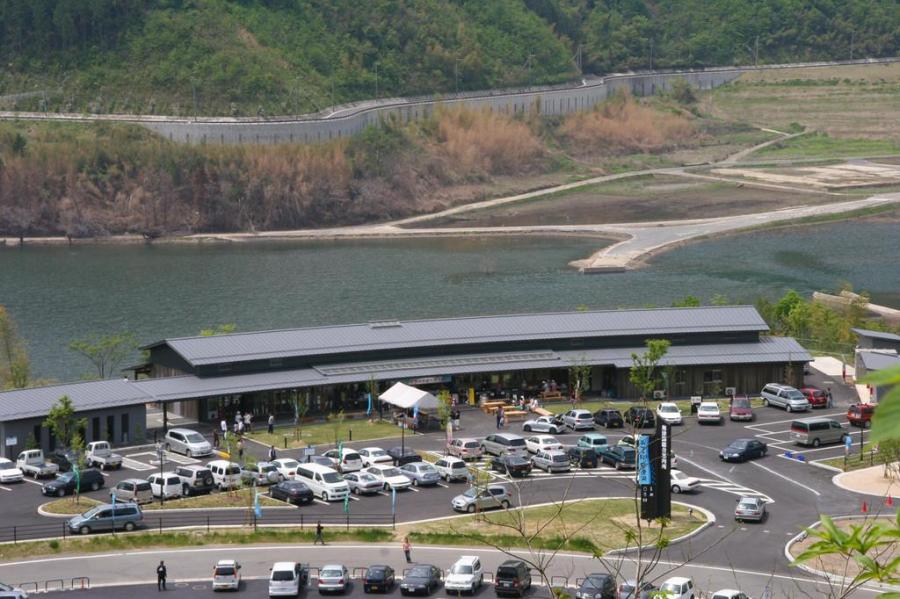奥津湖総合案内所みずの郷奥津湖