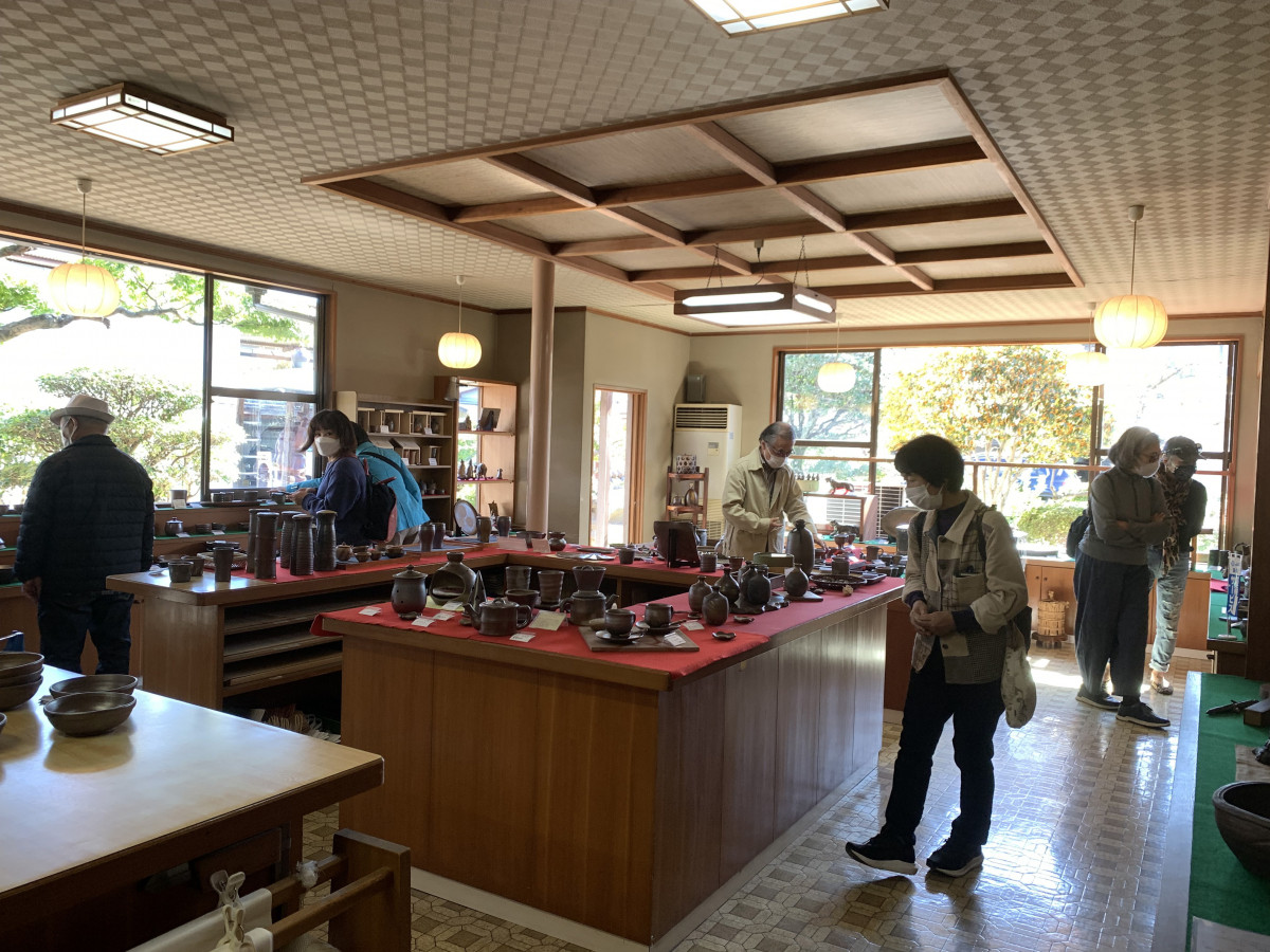 店の中