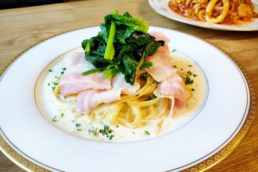 パスタ食堂　アントロワ