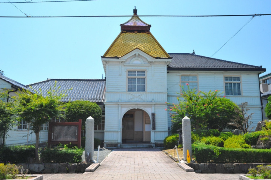 旧勝田郡役所庁舎