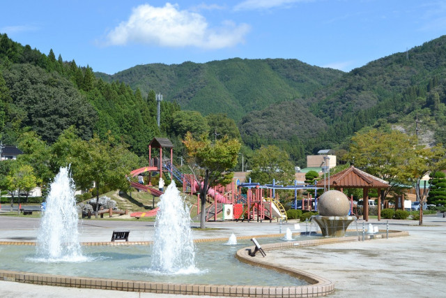 新見市憩いとふれあいの公園
