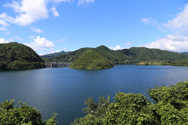 奥津湖