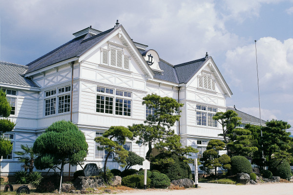 旧遷喬尋常小学校