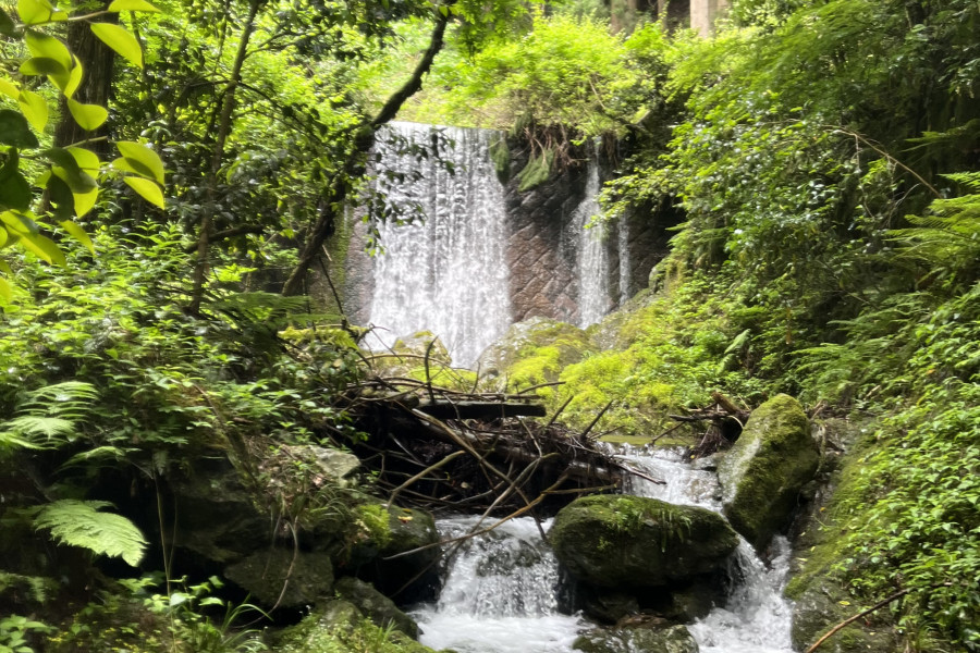 華経地の滝