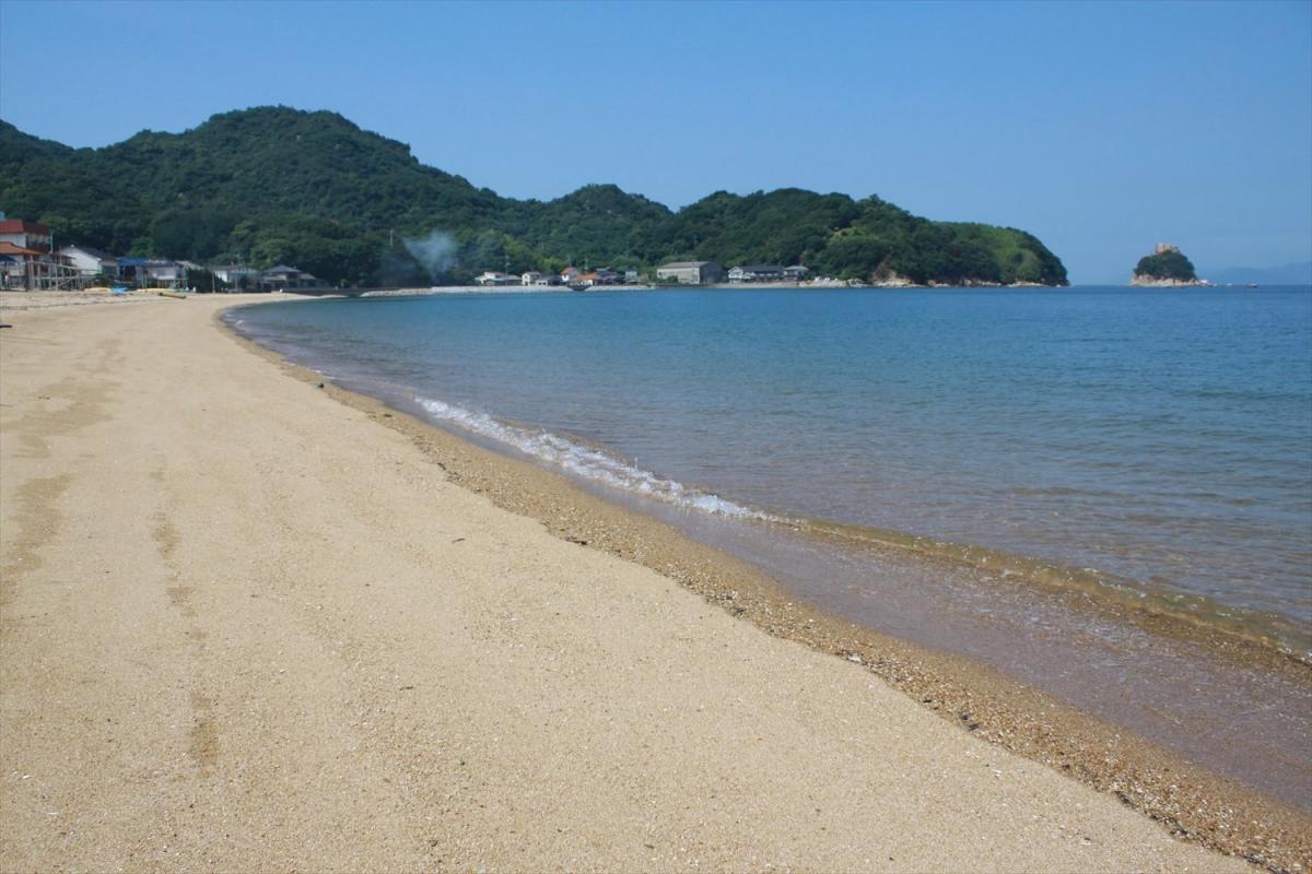 白石島海水浴場海開き
