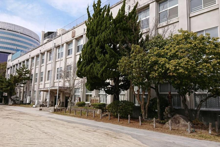 旧内山下小学校