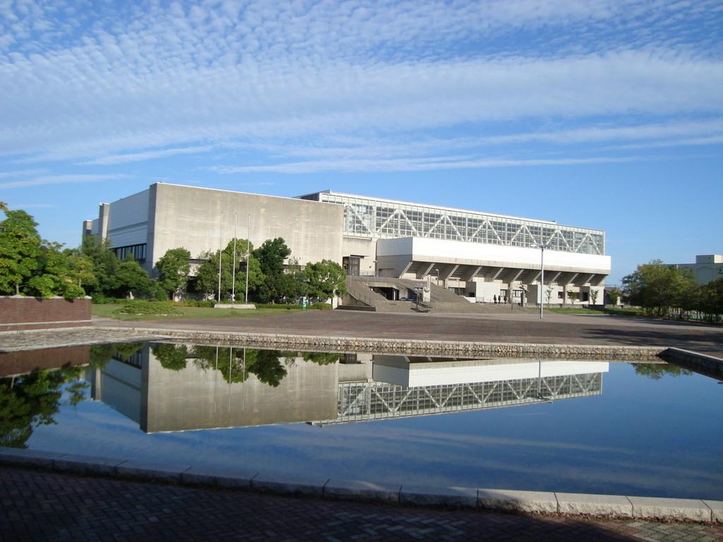 岡山市総合文化体育館