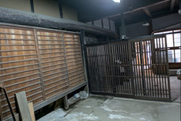 母屋玄関土間