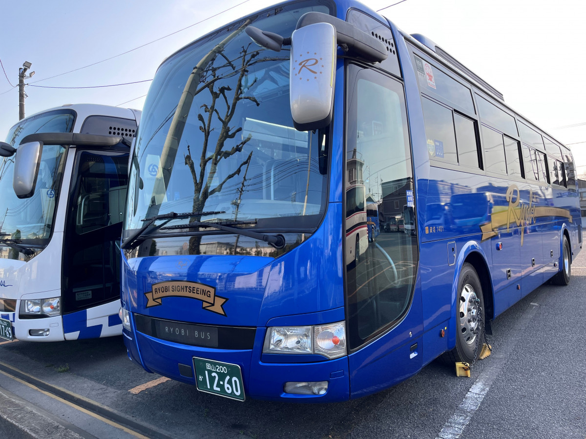 貸切バス