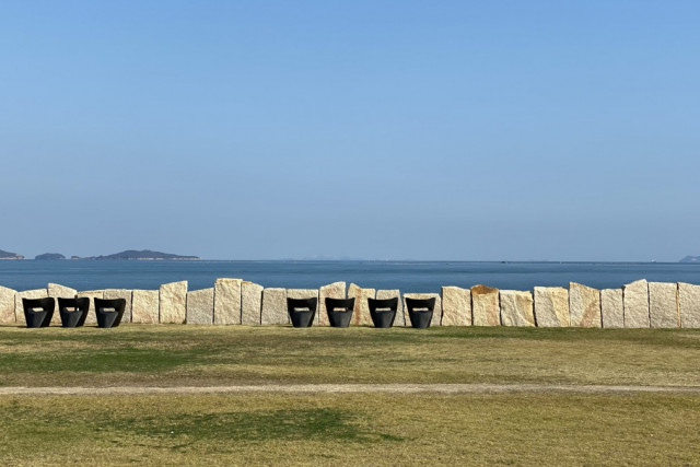 【瀬戸内国際芸術祭2025】岡山駅からアートを巡る「犬島・直島」コース