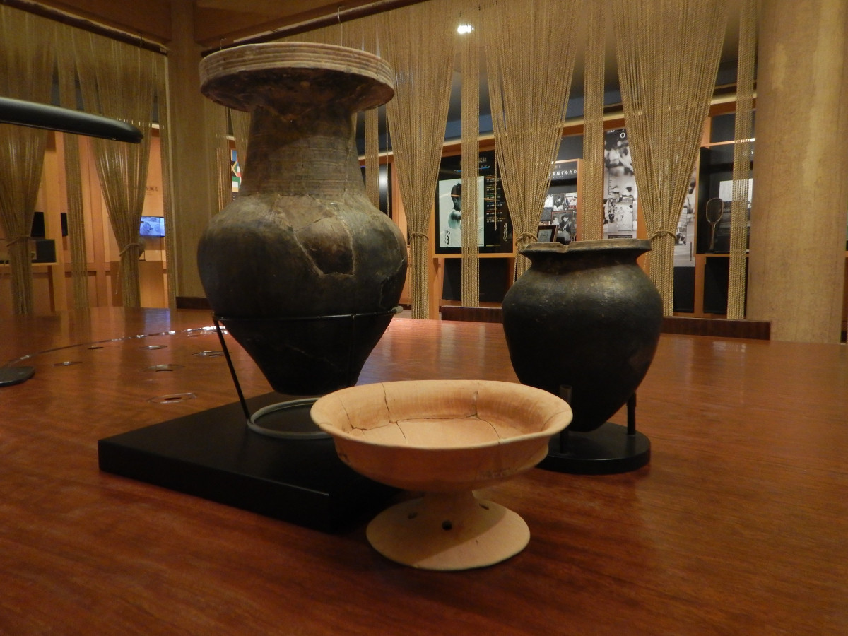 実際に触れられる実物の土器