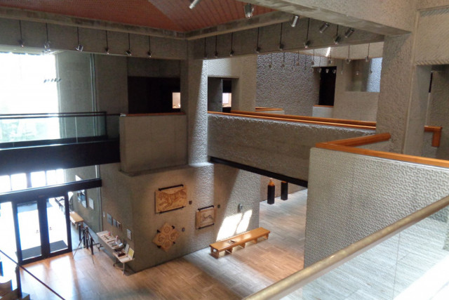 岡山市立オリエント美術館