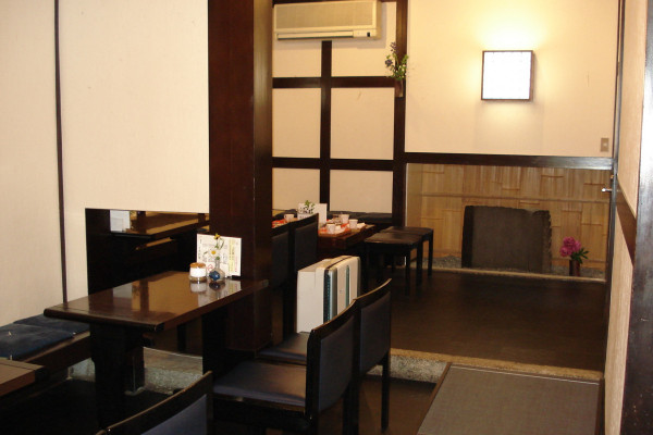 店内喫茶