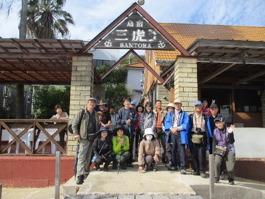 真鍋島（島宿 三虎）での現地ガイド
