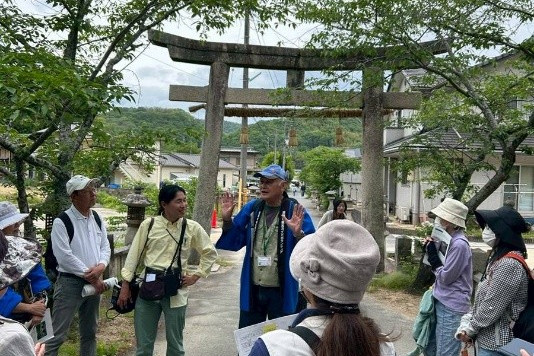 吉浜菅原神社での現地ガイド