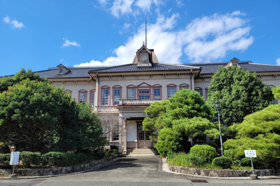 津山高校旧本館