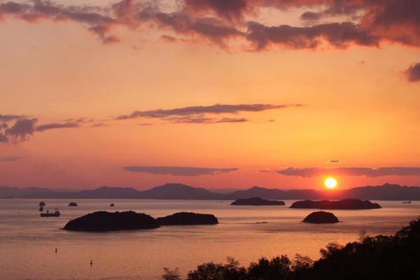 三百山の夕日