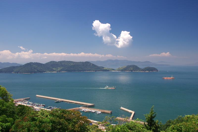 三百山と瀬戸内海
