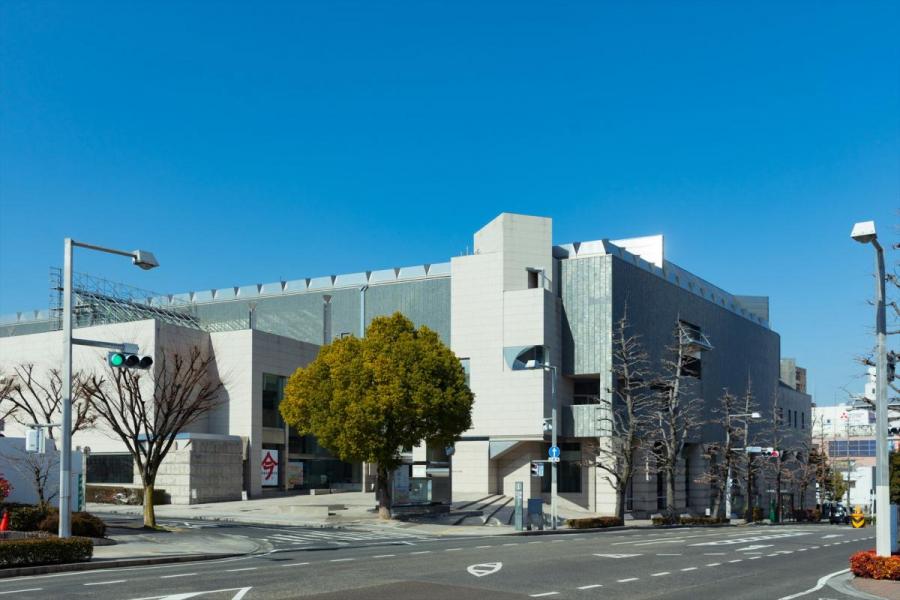 岡山県立美術館