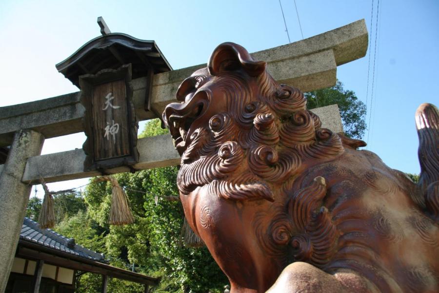 天津神社