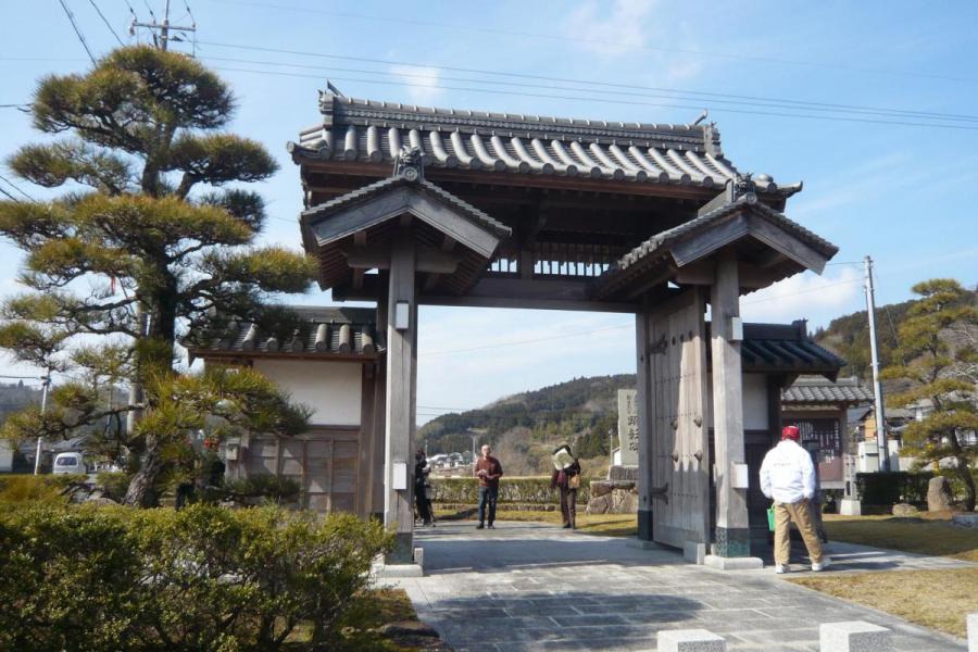 出雲街道 土居宿 西惣門