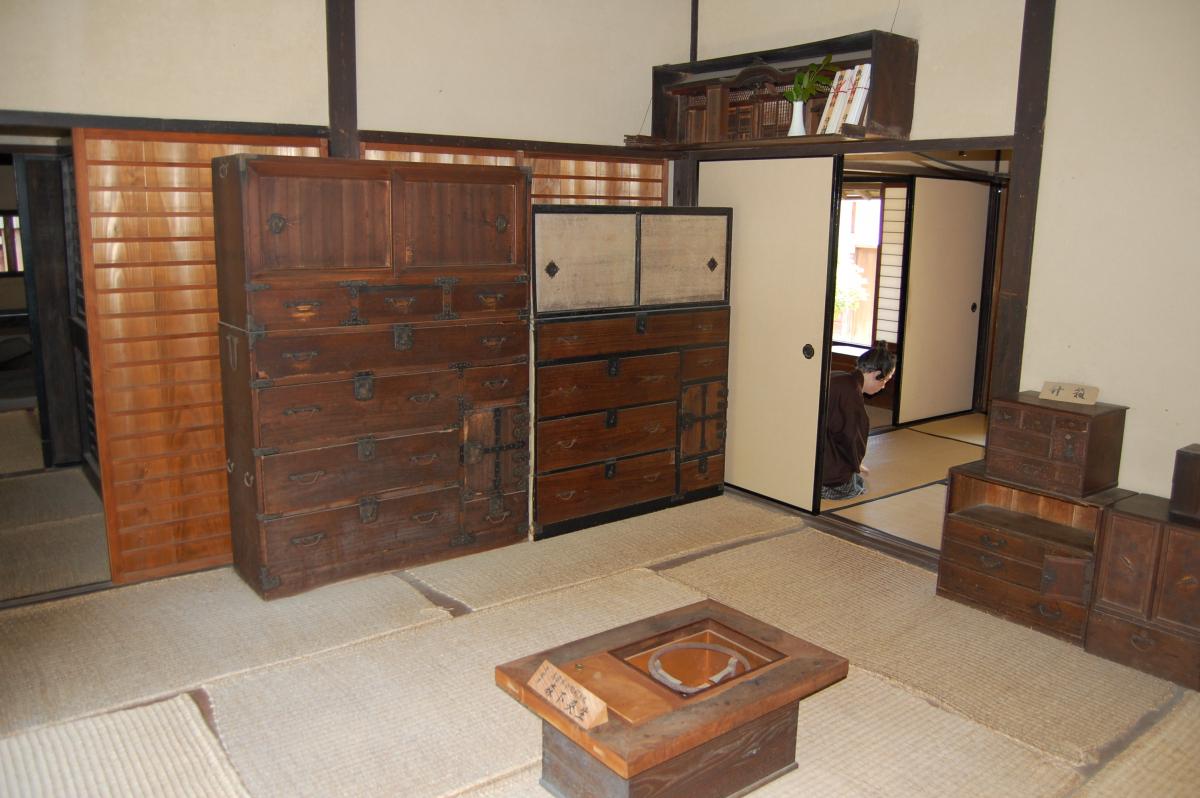 居間