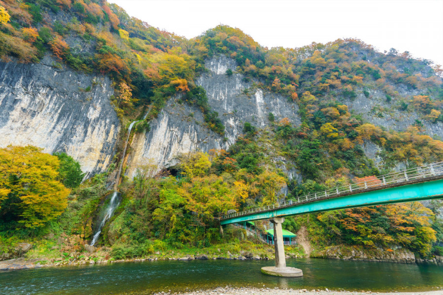 井倉峡