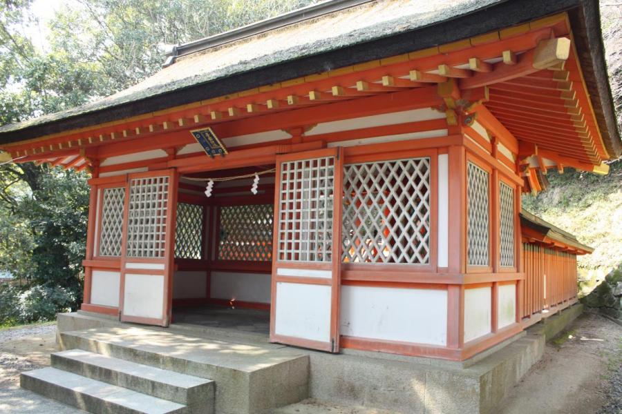 子安神社