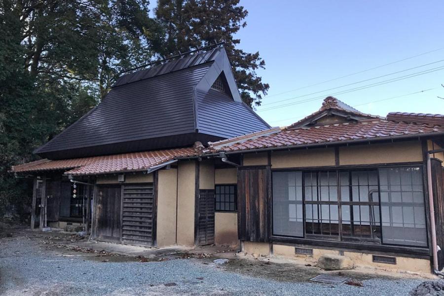 高原荘