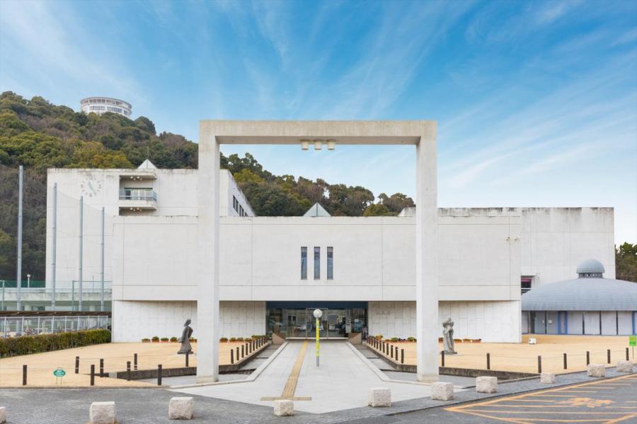 岡山県生涯学習センター