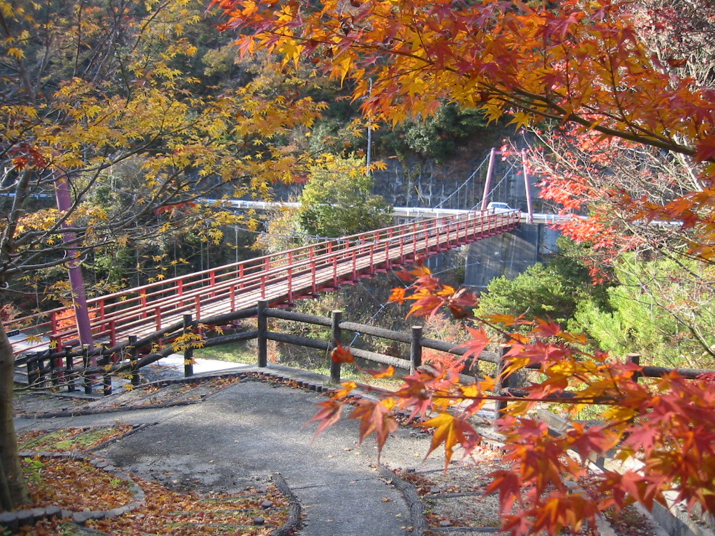 八塔寺川ダム公園