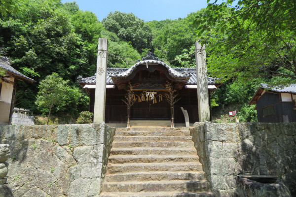 軍神社（備中杉山城守護神）