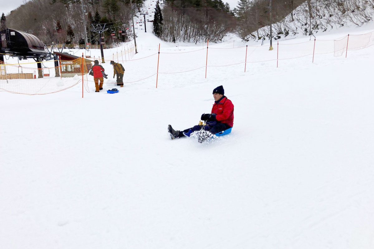 鏡野町の冬は「恩原高原スキー場」で雪遊び・そり滑り！