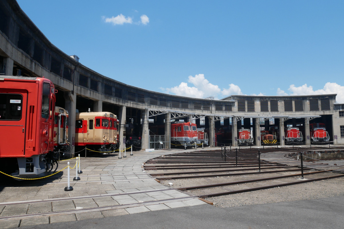 1日鉄道ざんまい！「津山まなびの鉄道館」へ鉄道で行こう