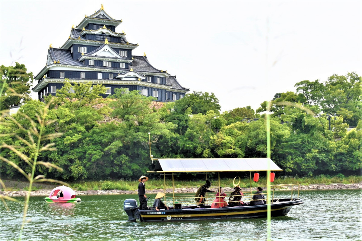 「おかやま旭川遊覧クルーズ」と素敵なCafe　岡山城・岡山後楽園を見ながら優雅に遊ぶ！