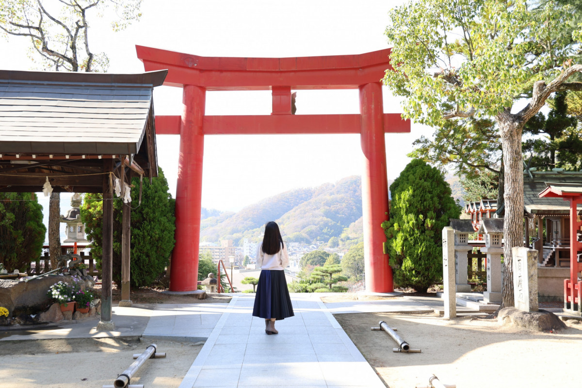 天空の鳥居、紅葉の穴場スポット。笠岡市の白雲大社に行ってみた！