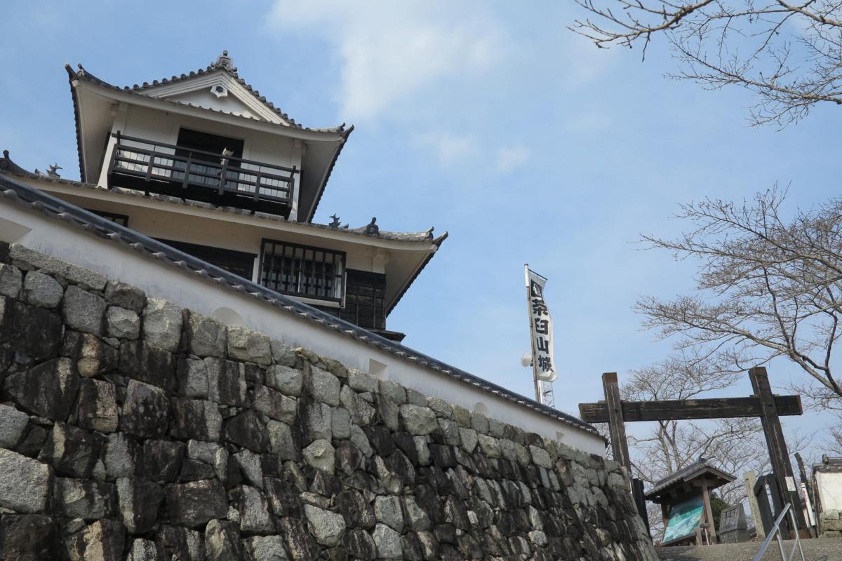 赤磐市にも天空の城!?桜の名所、吉井城山公園は見ごたえ抜群の名城