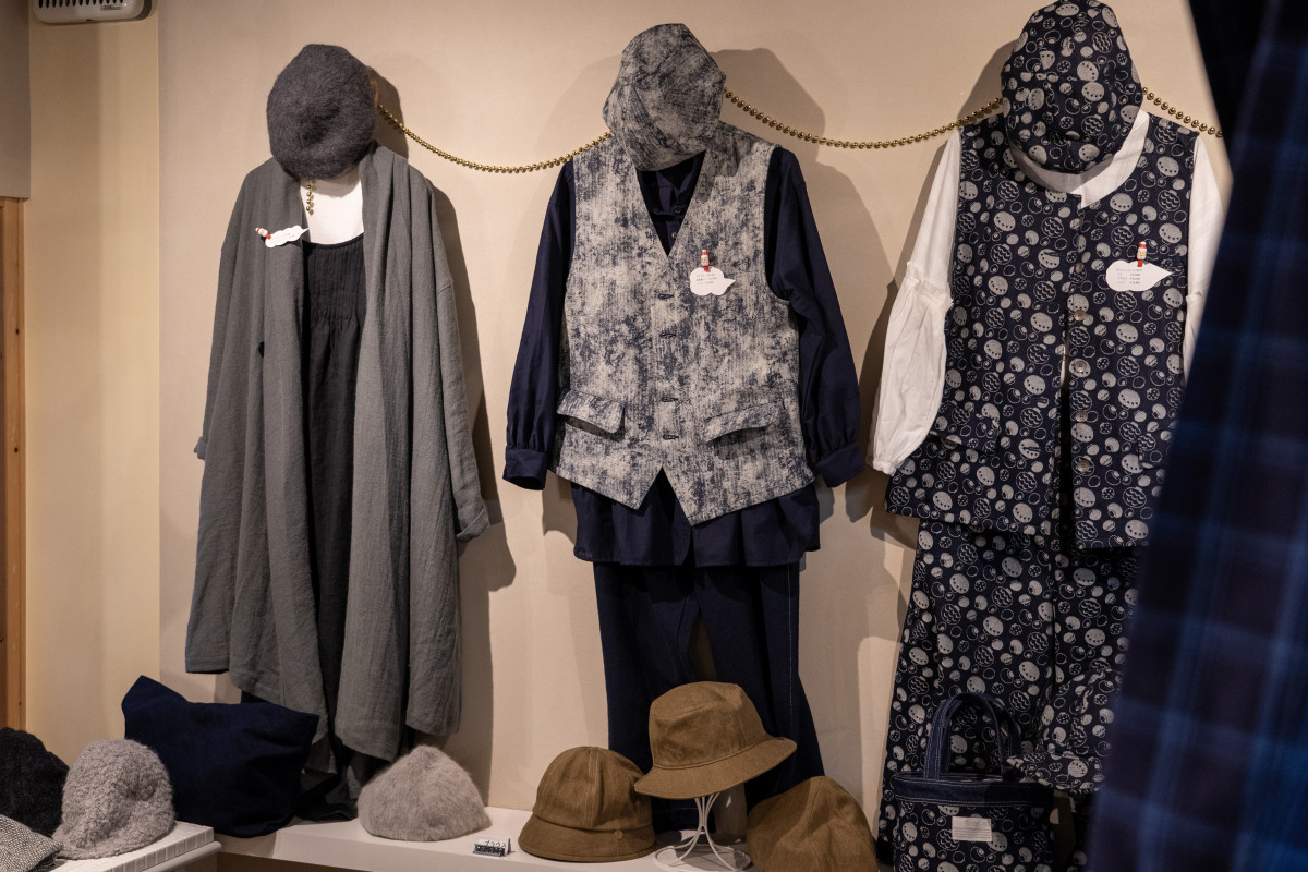 岡山産のデニムで作られ た洋服