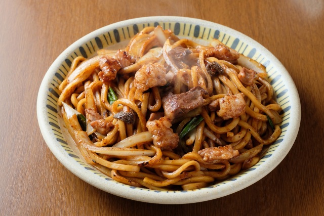 津山ホルモンうどん
