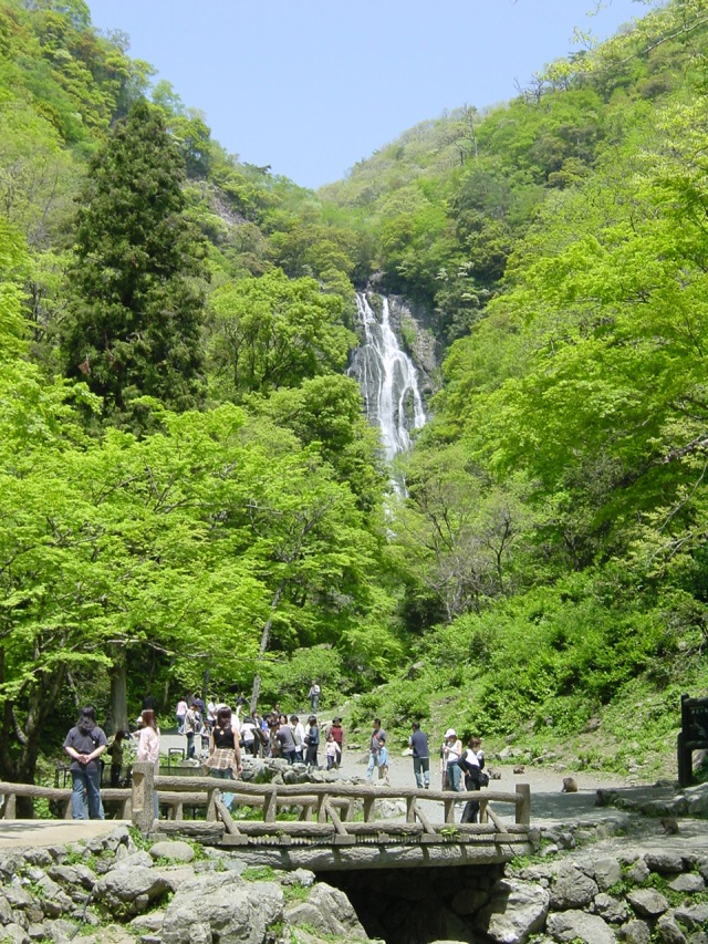神庭の滝（縦）