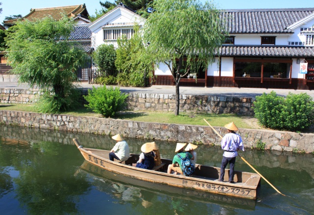 倉敷美観地区　くらしき川舟流し