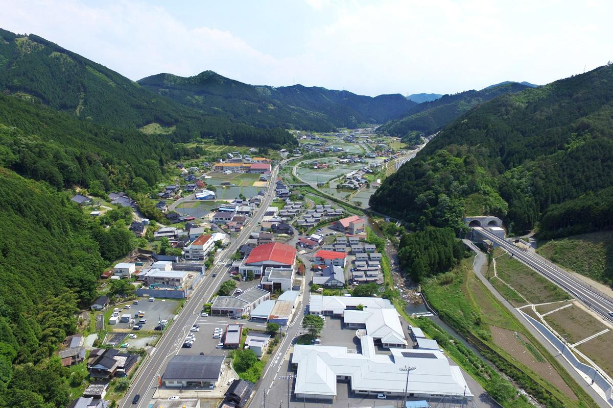 剣豪・宮本武蔵の里と現代アートをめぐる