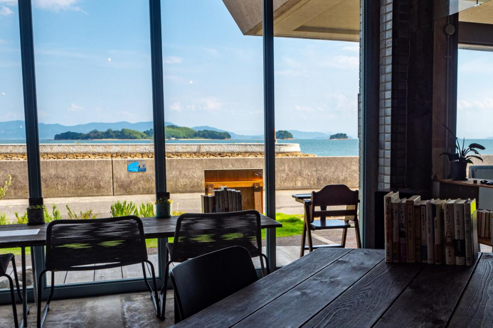 Ushimado Tepemok ウシマドテレモーク