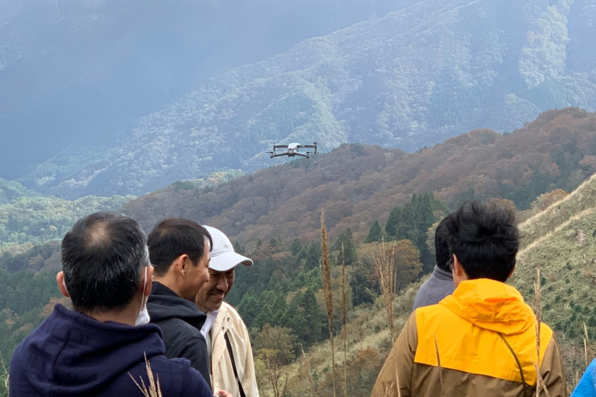 大谷峠付近の林道（ドローン撮影）