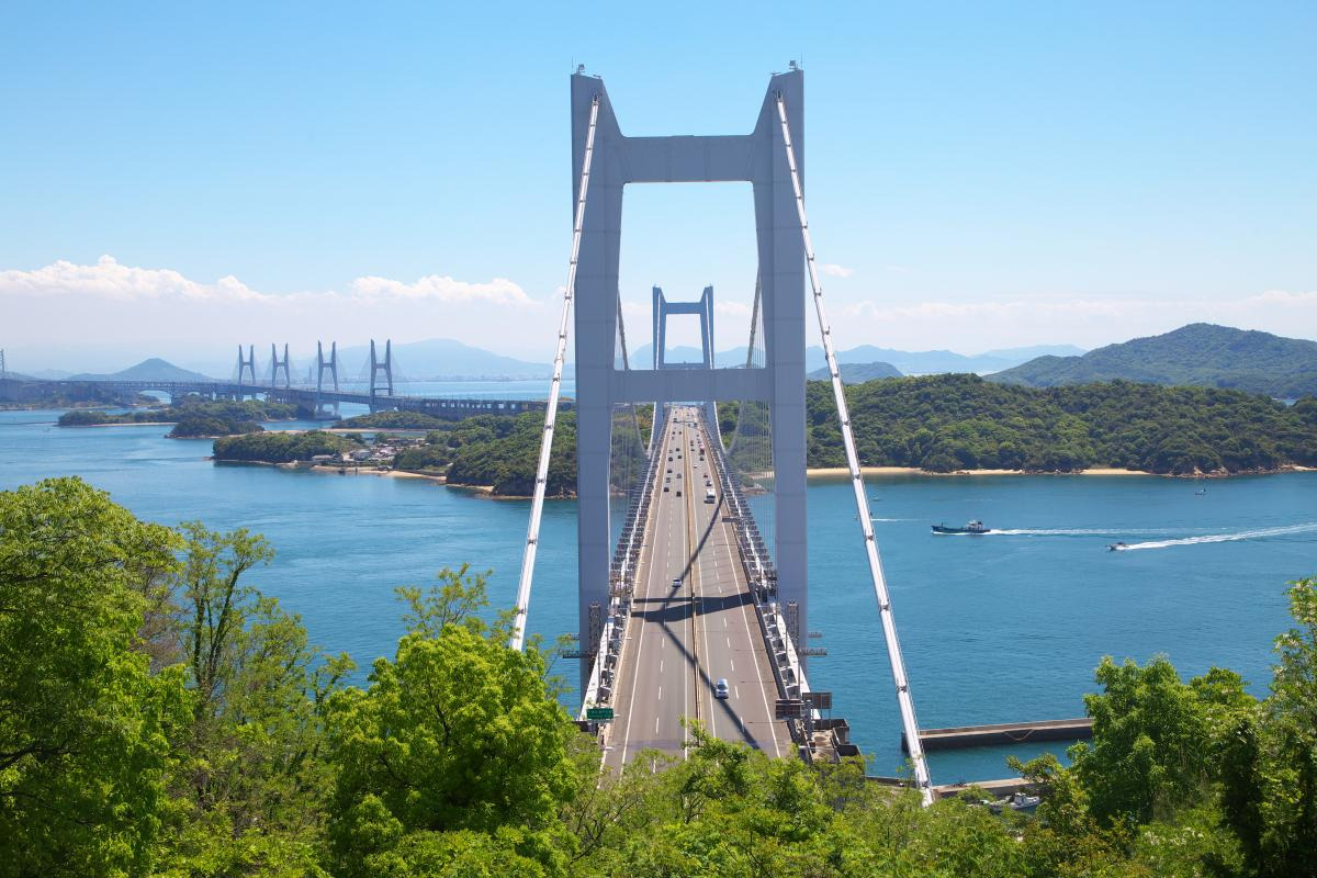 あずまやからの瀬戸大橋