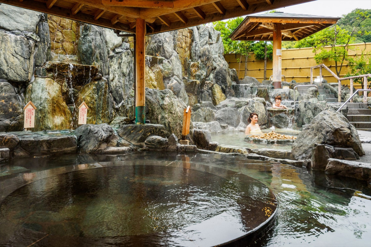 湯郷温泉「湯郷鷺温泉館」(美作市)