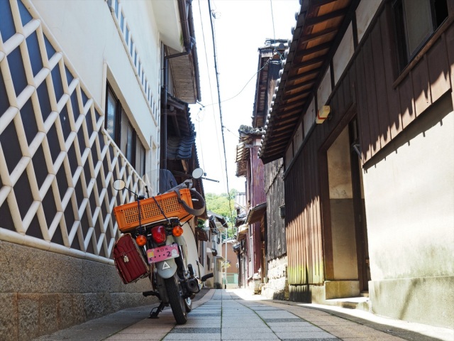 カブライダーこばんが行く！Vol.4　猫・路地裏・海の幸・絶景！真鍋島のおすすめスポット7選